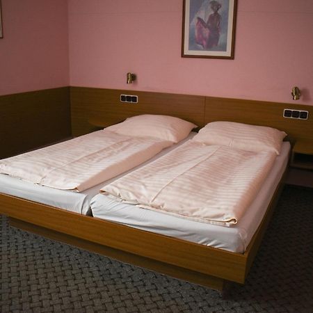 Hotel U Jiriho フンポレツ エクステリア 写真